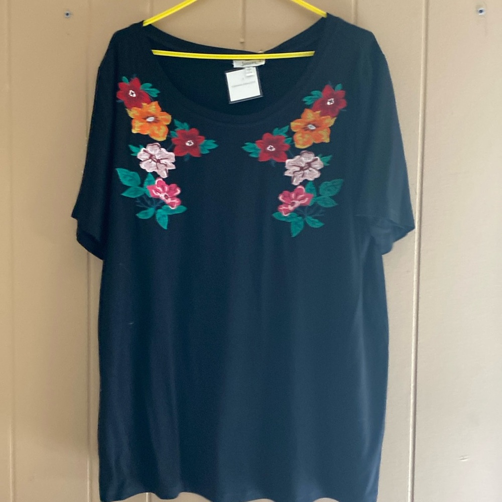 Jodifl lost Angeles medium t shirt black with flower embroidery